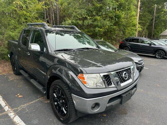 2011 NISSAN Frontier