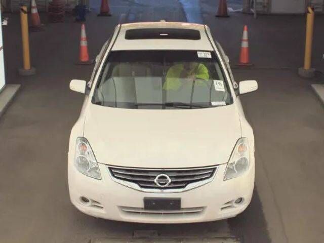 2011 NISSAN Altima