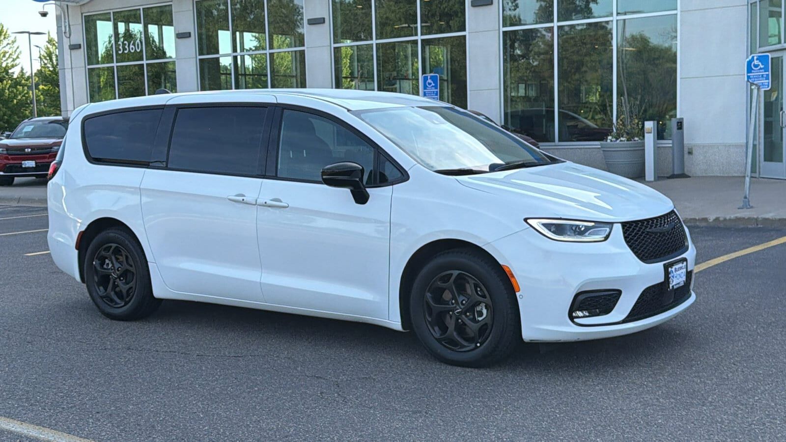 2024 CHRYSLER Pacifica