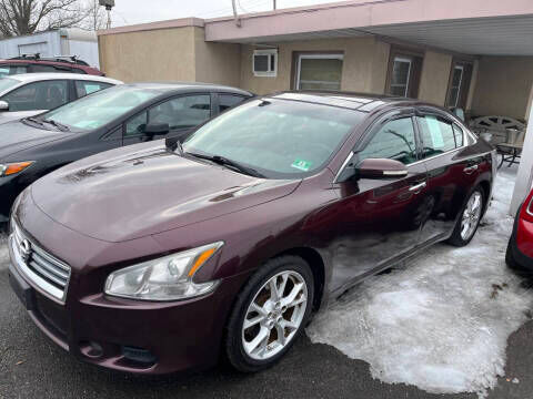 2014 NISSAN Maxima