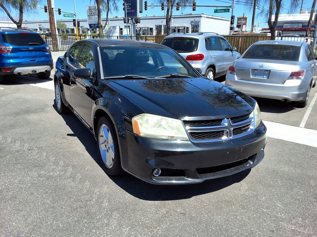 2011 DODGE Avenger