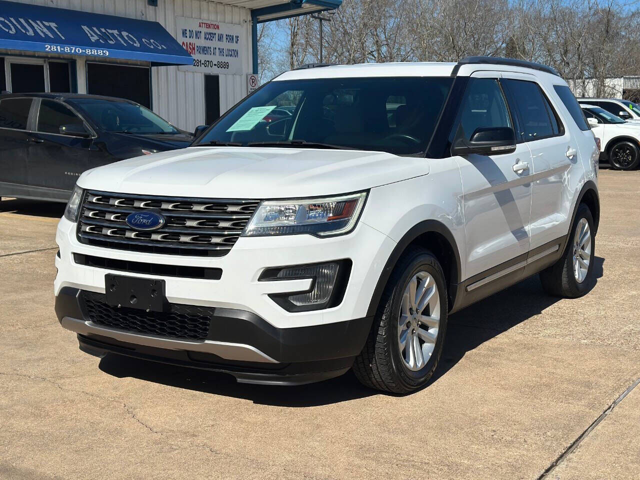 2017 FORD Explorer