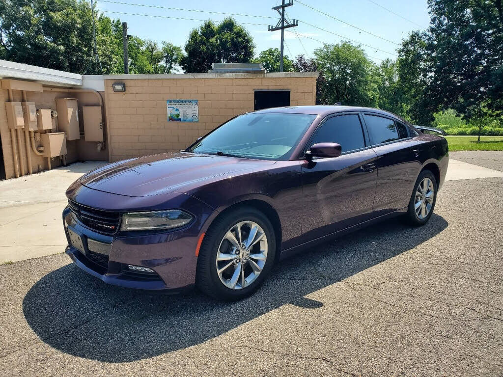 2021 DODGE Charger