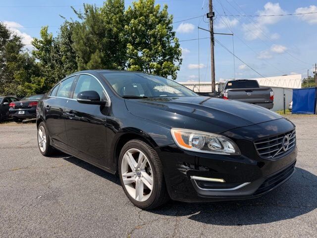 2015 VOLVO S60