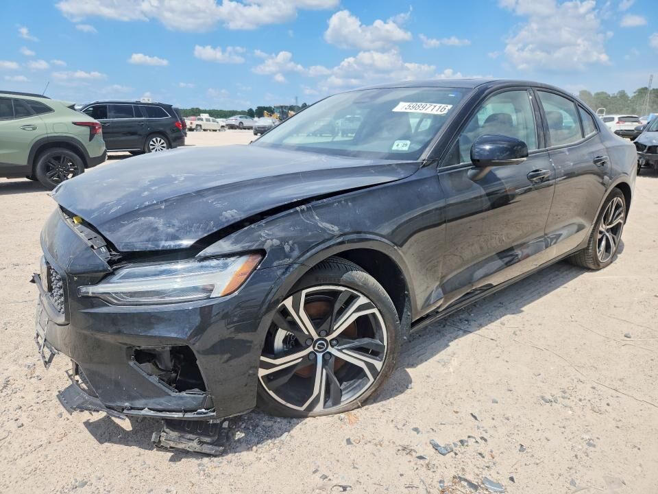 2024 VOLVO S60