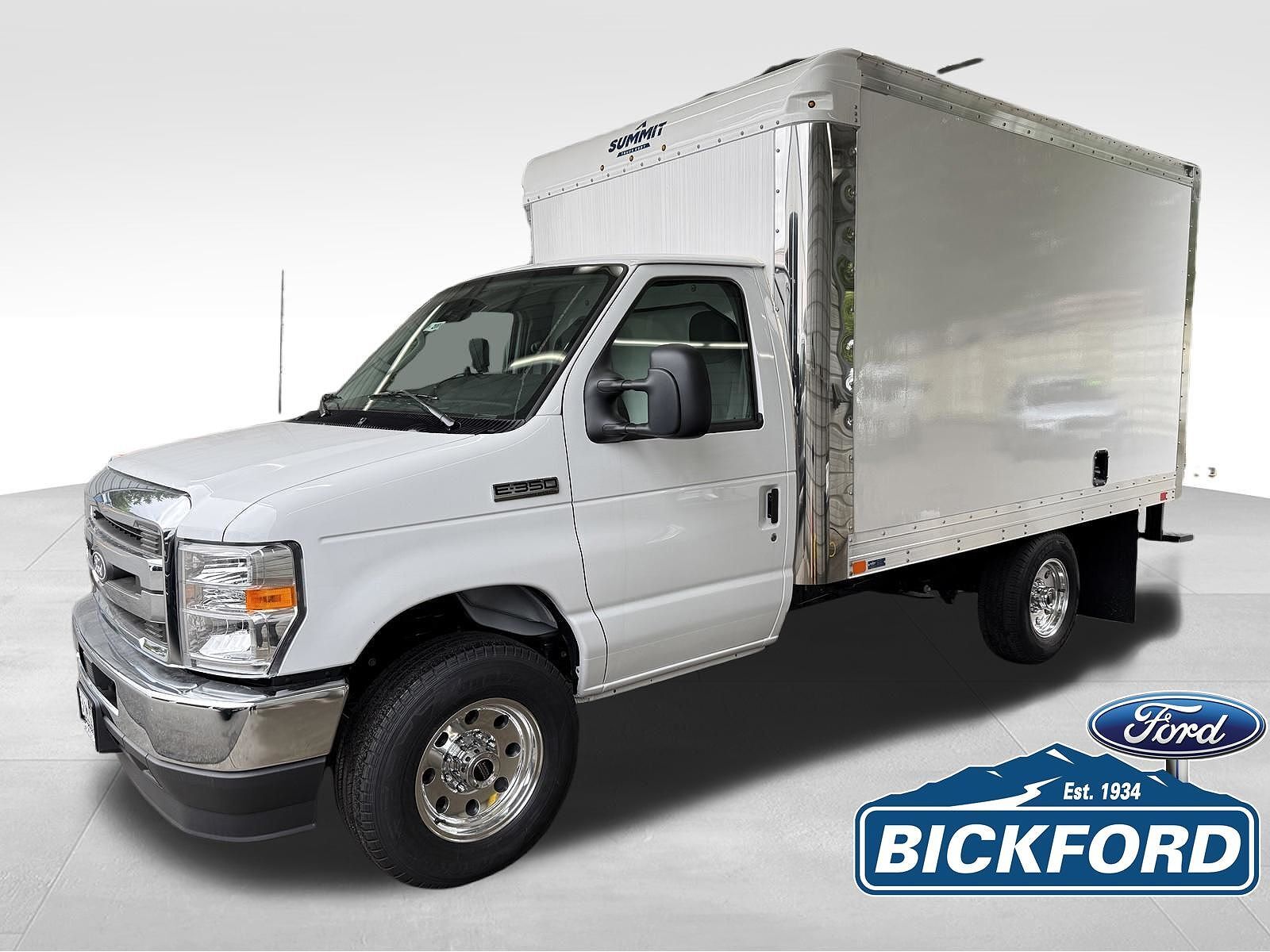 2026 FORD E-350