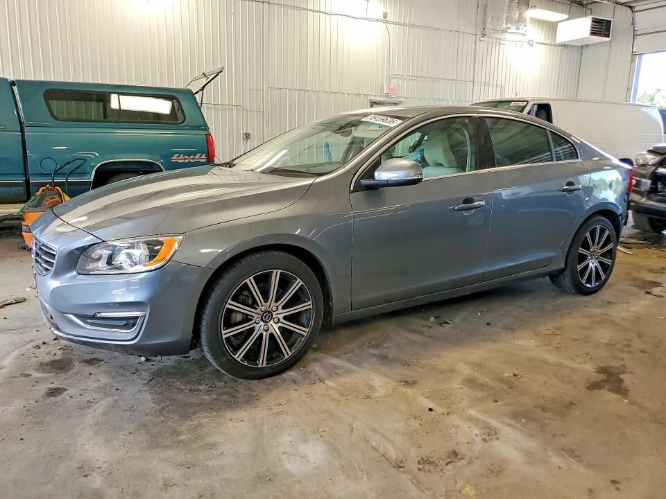2018 VOLVO S60