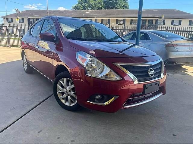2018 NISSAN Versa