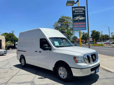 2013 NISSAN NV