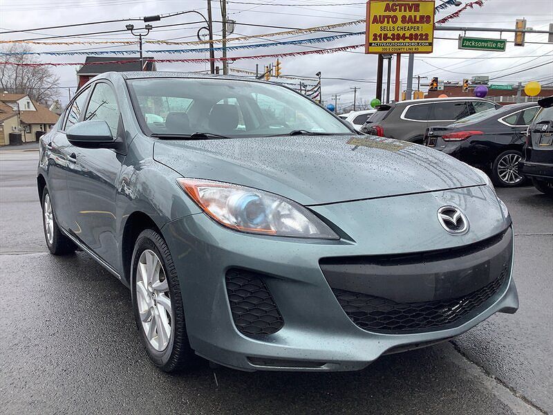 2013 MAZDA Mazda3