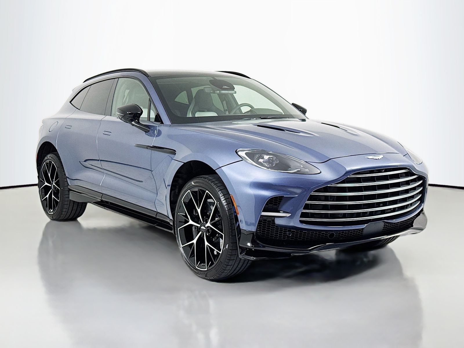 2026 ASTON MARTIN DBX