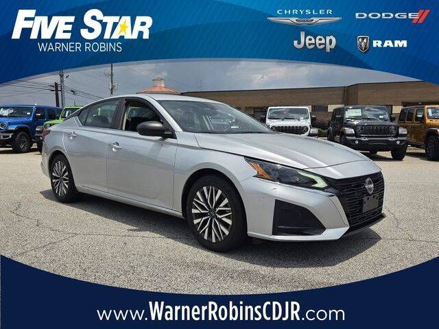 2024 NISSAN Altima