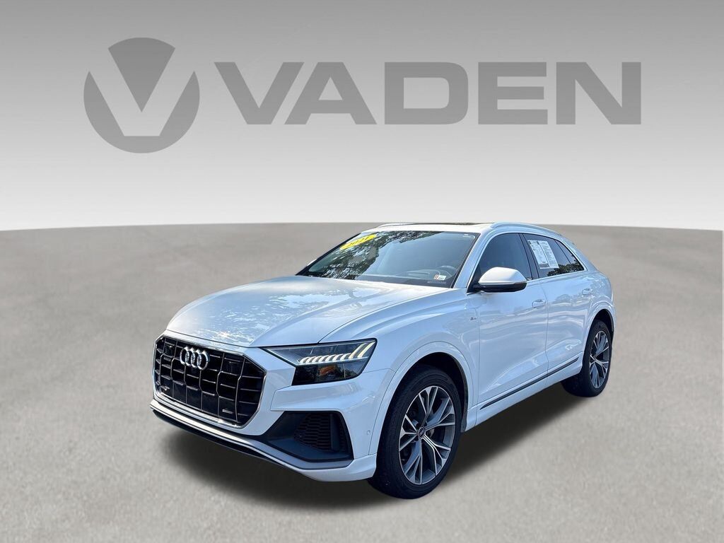 2021 AUDI Q8