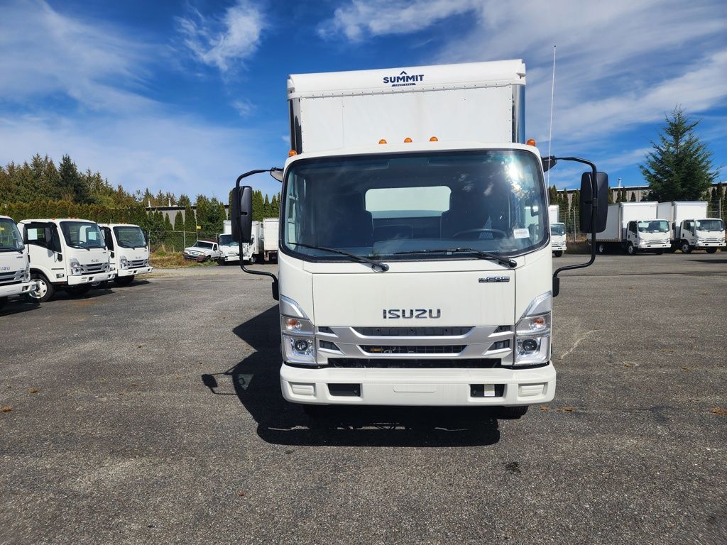 2025 ISUZU NPR/NPR-HD