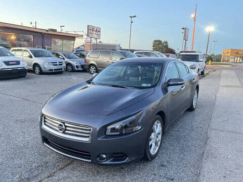 2012 NISSAN Maxima