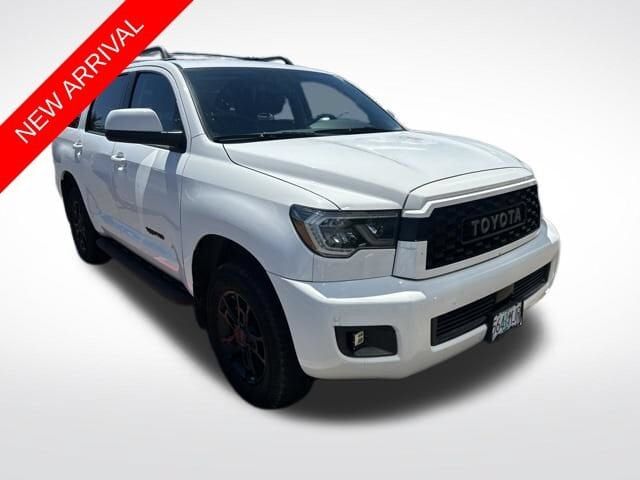 2020 TOYOTA Sequoia