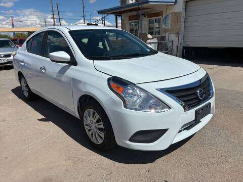2019 NISSAN Versa
