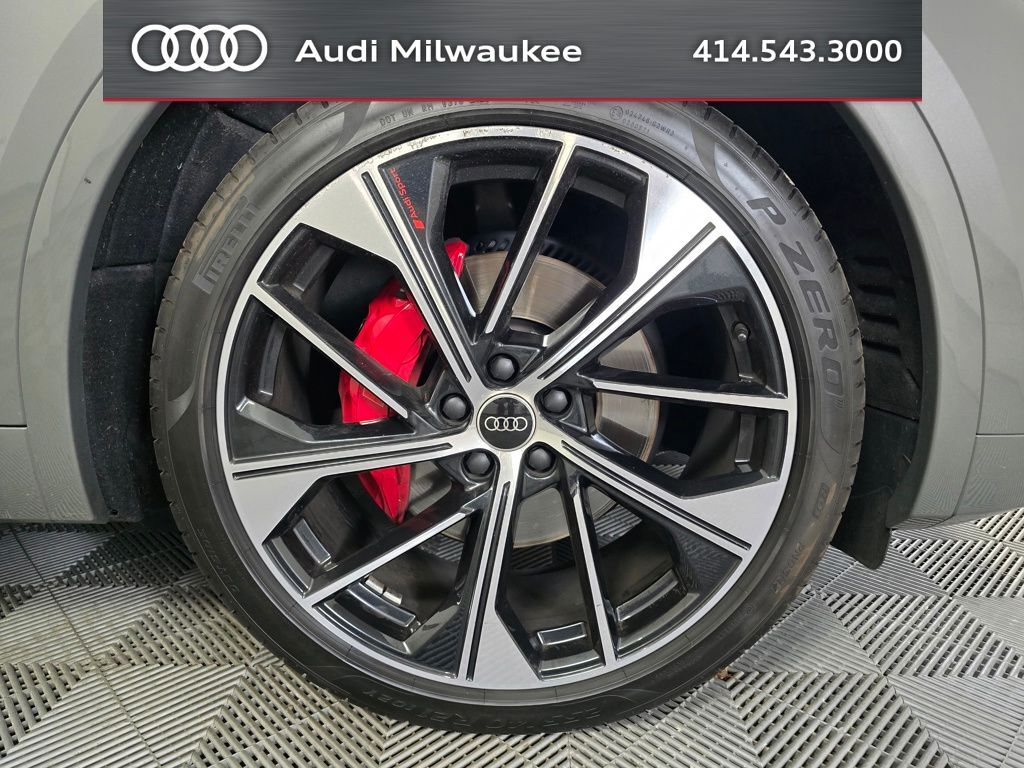 2023 Audi SQ5