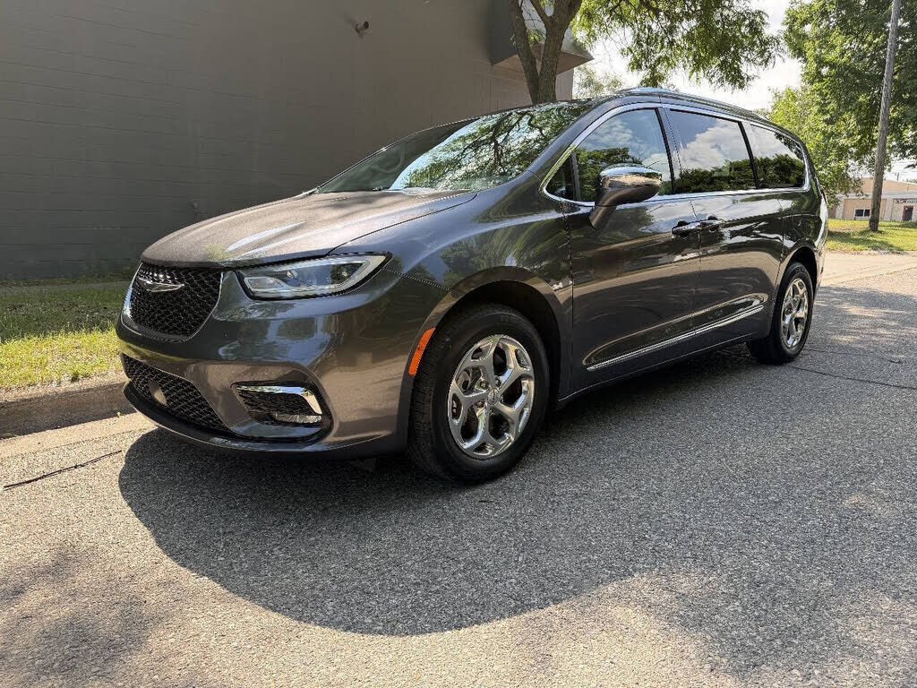 2021 CHRYSLER Pacifica
