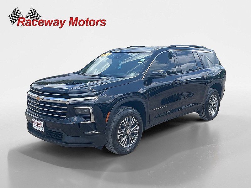 2025 CHEVROLET Traverse