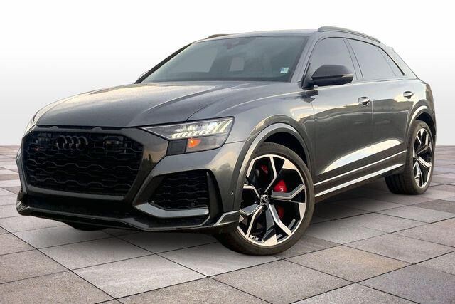 2023 AUDI RS Q8