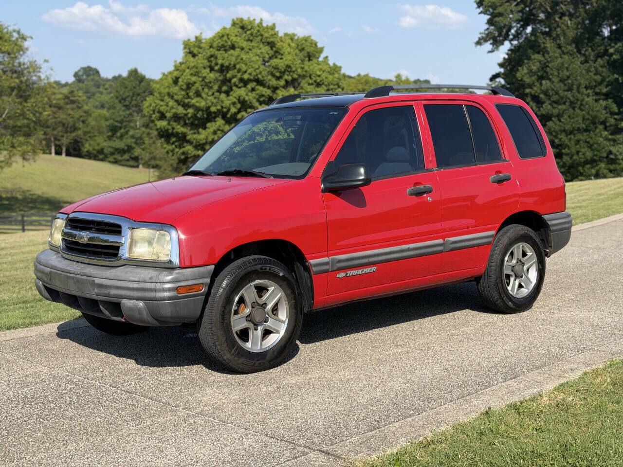 2003 CHEVROLET Tracker
