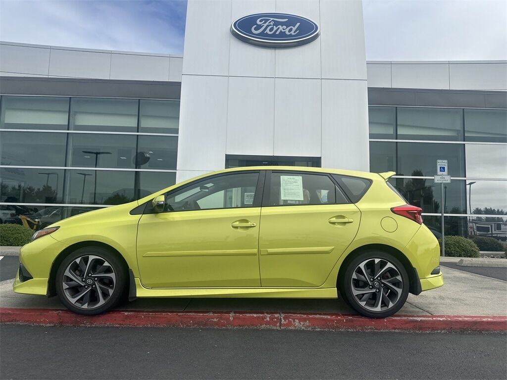 2016 TOYOTA Scion