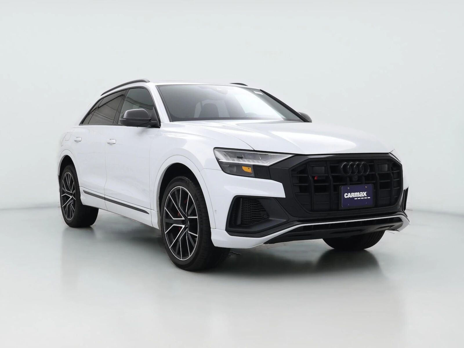 2023 AUDI SQ8