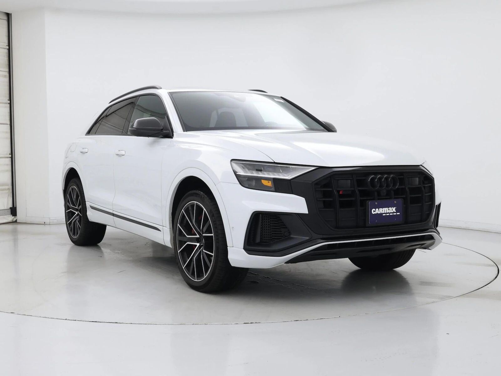 2023 Audi SQ8