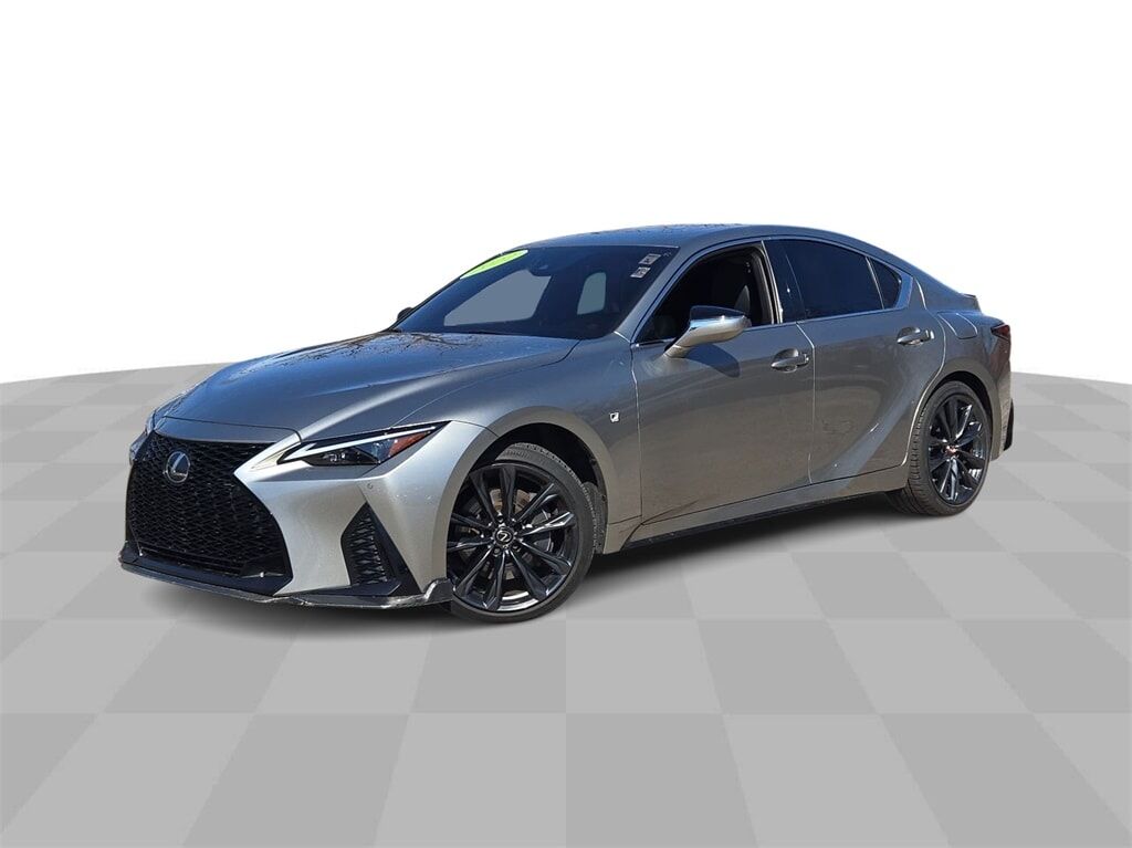2022 LEXUS IS