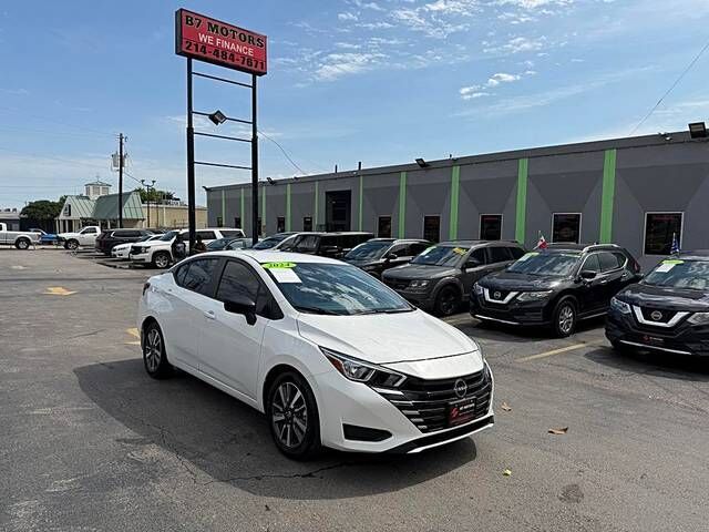 2024 NISSAN Versa