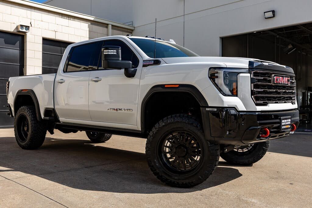 2026 GMC Sierra HD