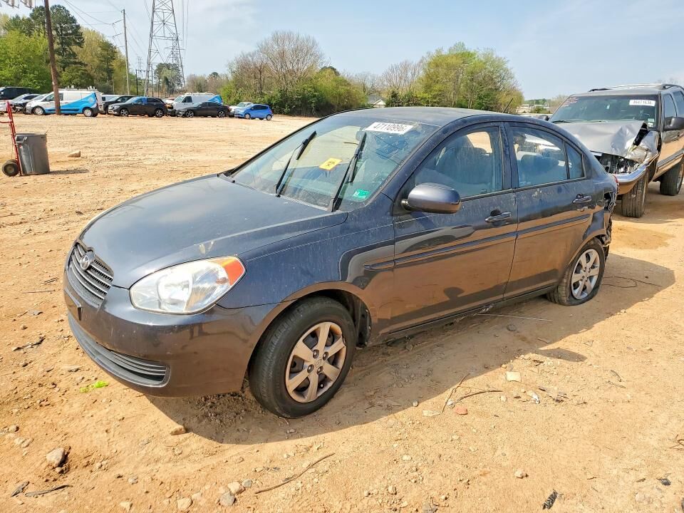 2011 HYUNDAI Accent