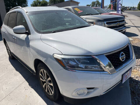 2016 NISSAN Pathfinder