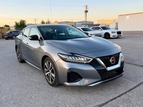 2019 NISSAN Maxima