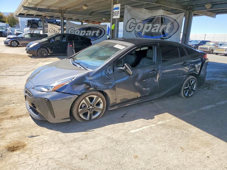 2021 TOYOTA PRIUS