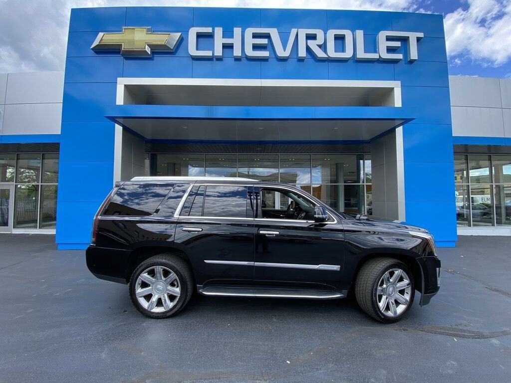 2020 CADILLAC Escalade