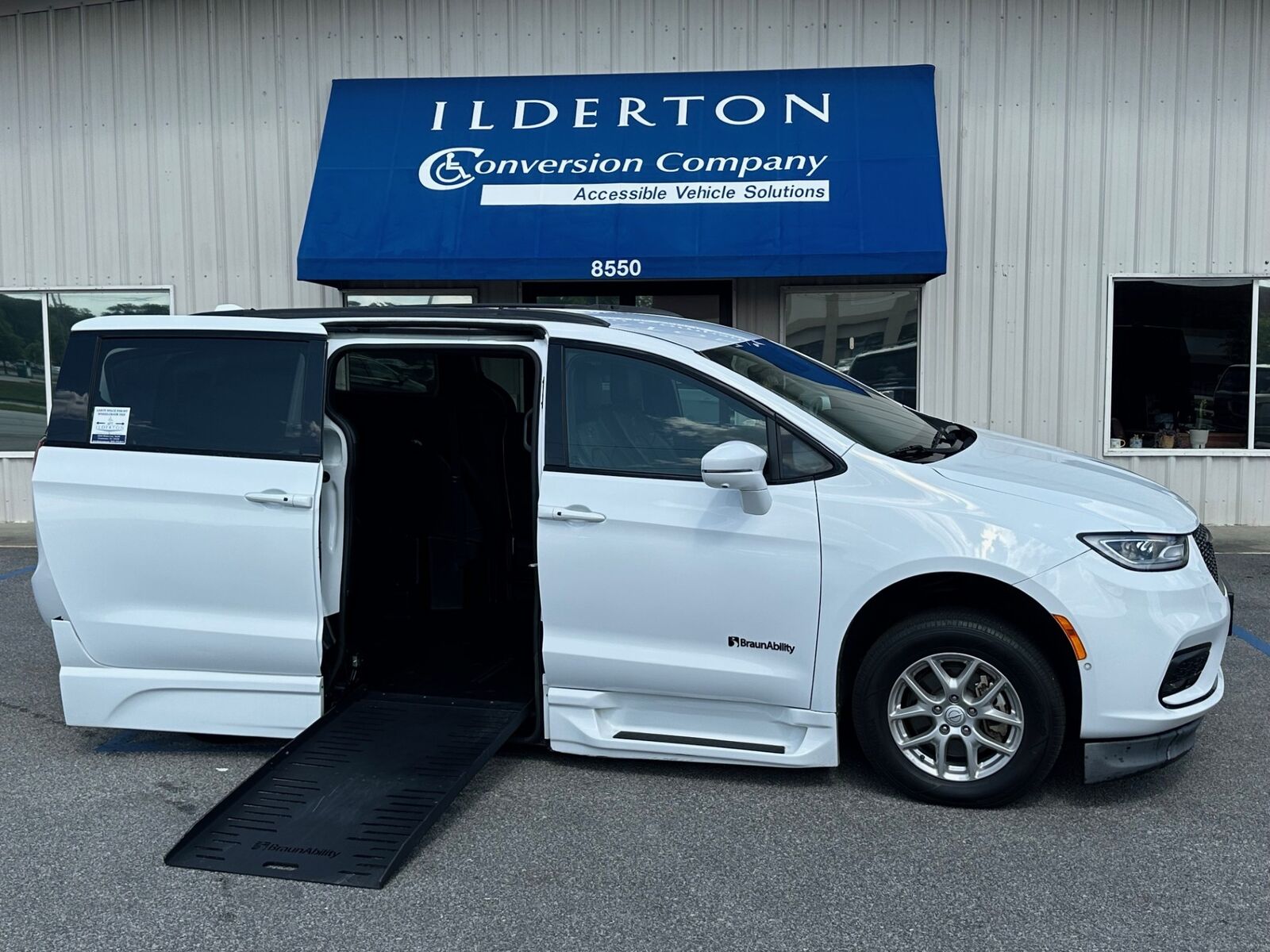 2021 CHRYSLER Pacifica