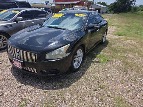 2011 NISSAN Maxima