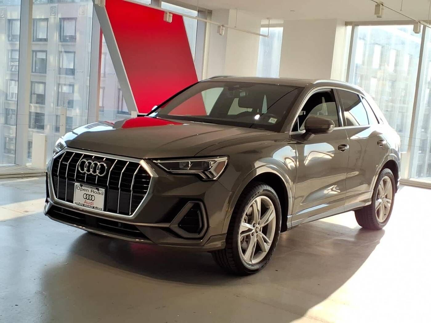 2024 AUDI Q3