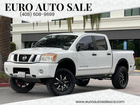 2014 NISSAN Titan