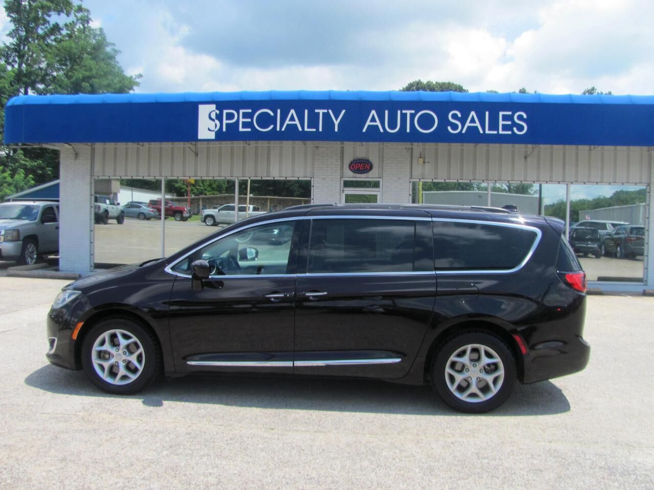 2017 CHRYSLER Pacifica