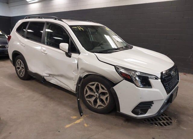 2024 SUBARU Forester