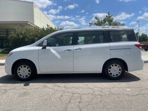 2015 NISSAN Quest
