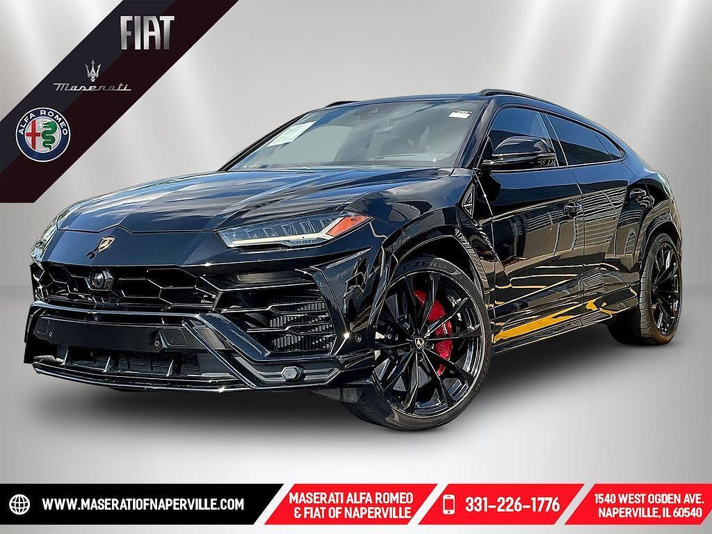 2022 LAMBORGHINI URUS