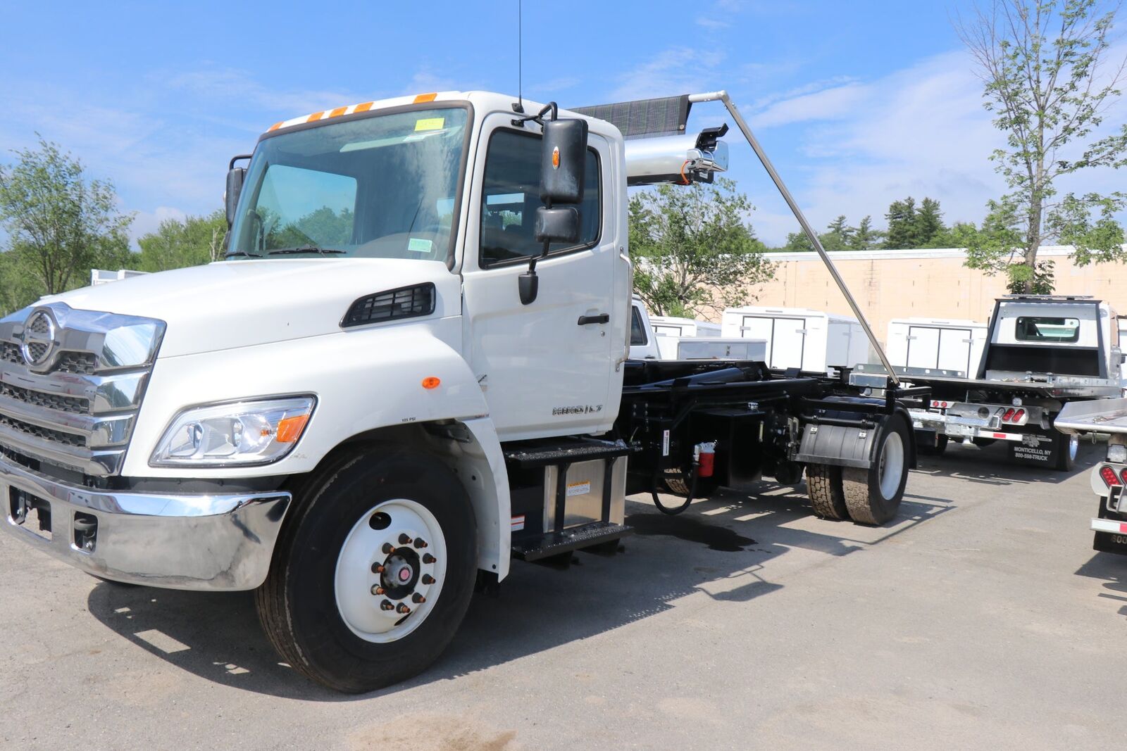 2025 HINO Incomplete Vehicle