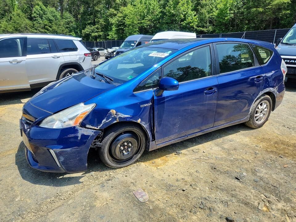 Toyota Prius V