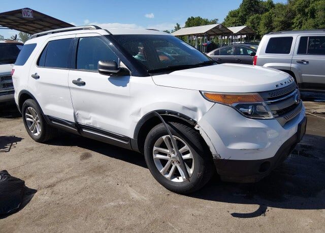 2015 FORD Explorer