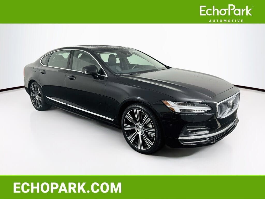 2025 VOLVO S90