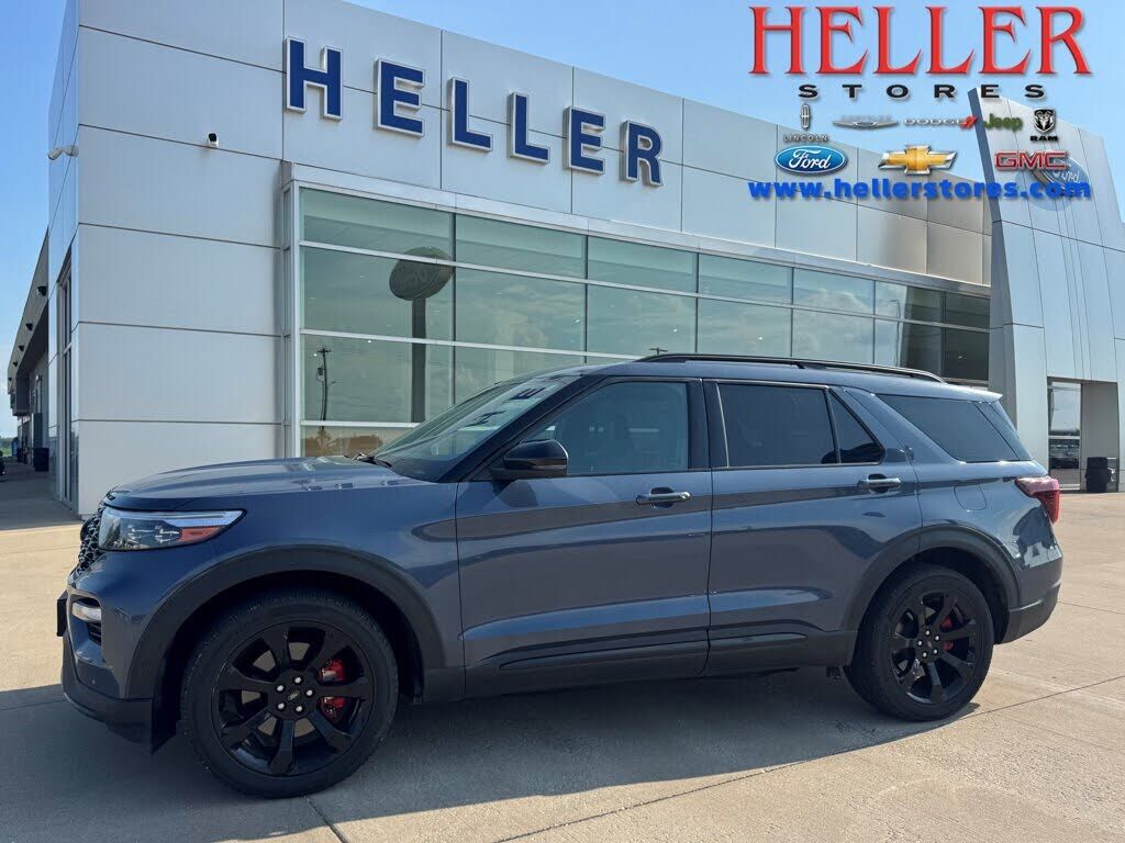 2021 FORD Explorer